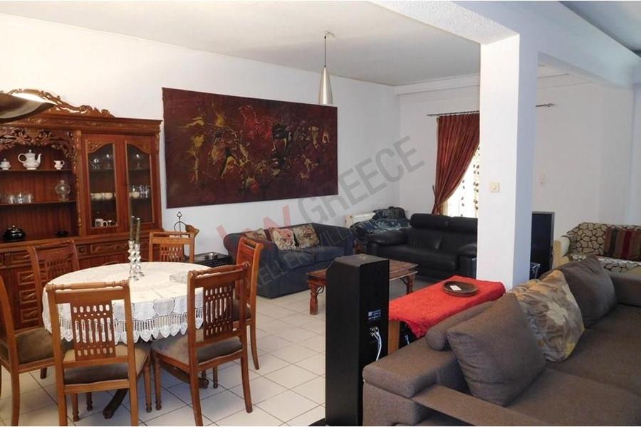 (Ενοικίαση) Διαμέρισμα || Καρδίτσα - 143τ.μ.,2Υ/Δ,  550€